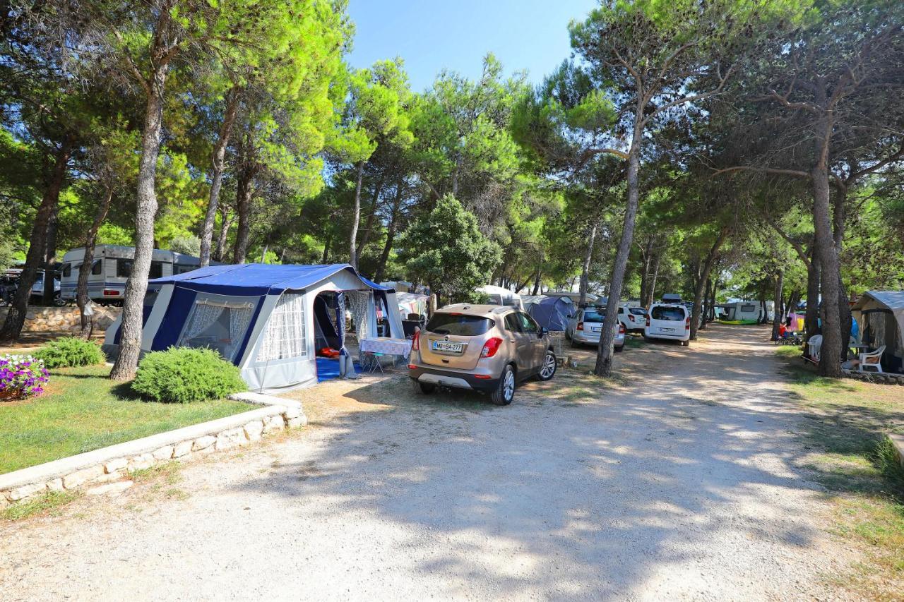 Camp Porat Povljana Exterior photo