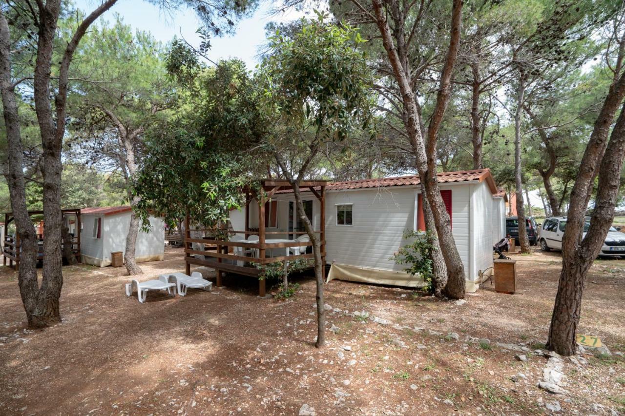 Camp Porat Povljana Exterior photo